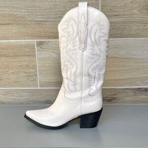 Jeffrey Campbell Light Pink Western Cowboy Boots 7.5 Embroidered Pointed Toe